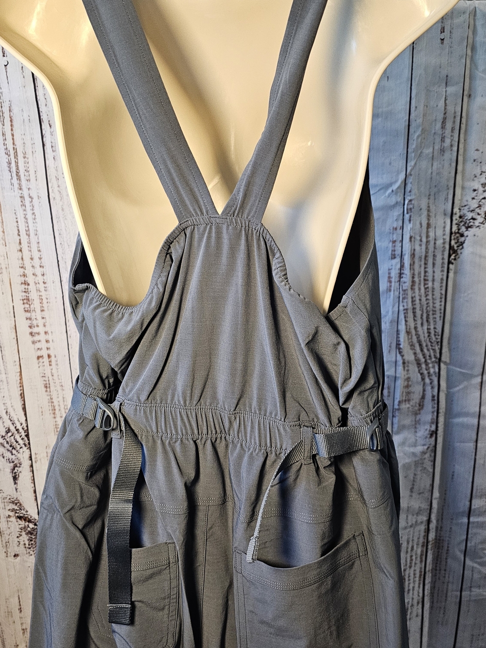prAna Railay Utility Romper Thundercloud Gray NWT Women's Large Travel Outdoor - Picture 4 of 6